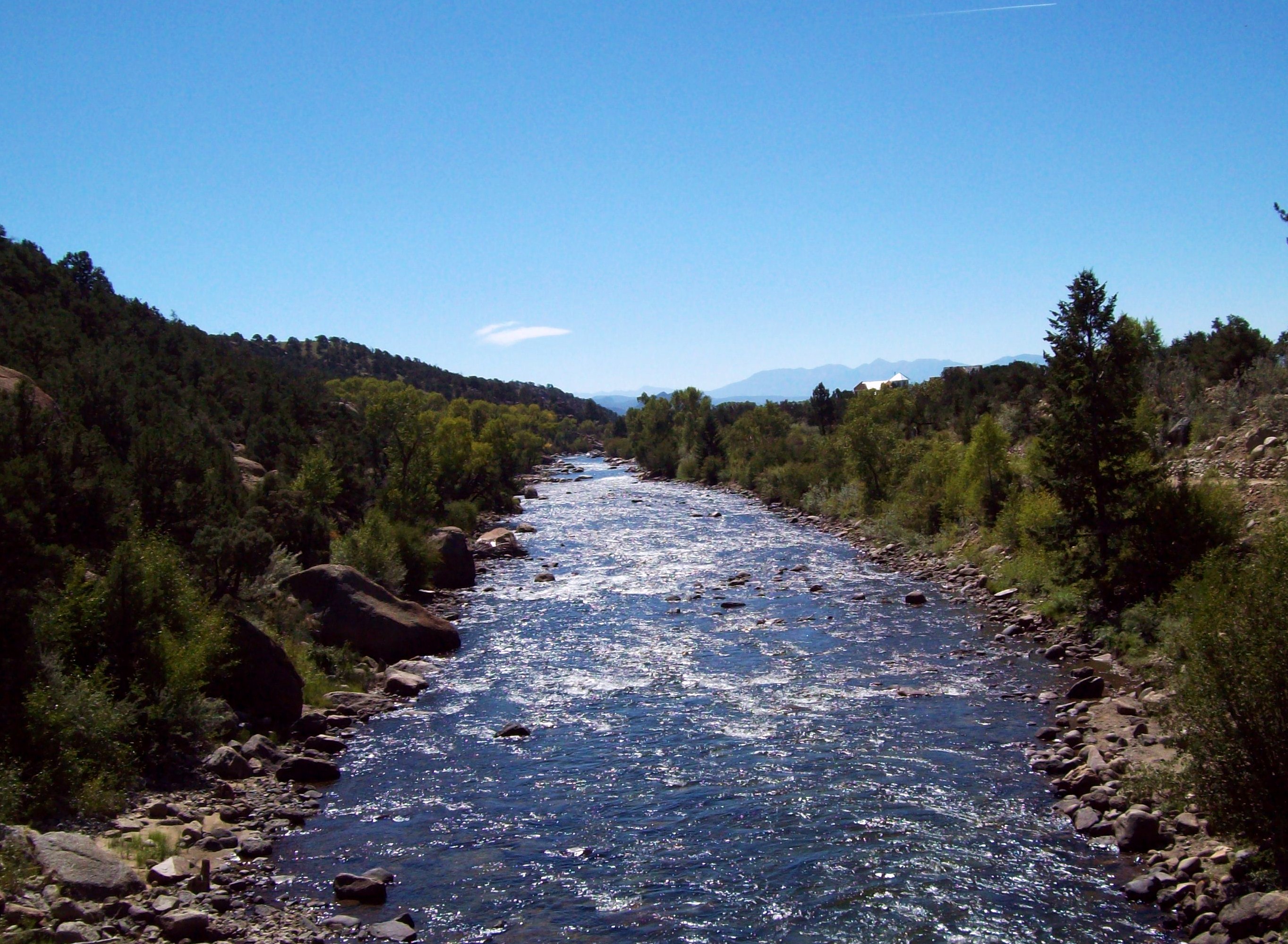 Things To Do The Arkansas River Fourteener Country S 1 Website   Arkansas River 1 